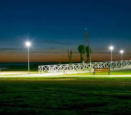 Varmia 住宿加早餐酒店 3*