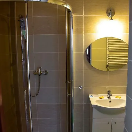 Varmia 住宿加早餐酒店